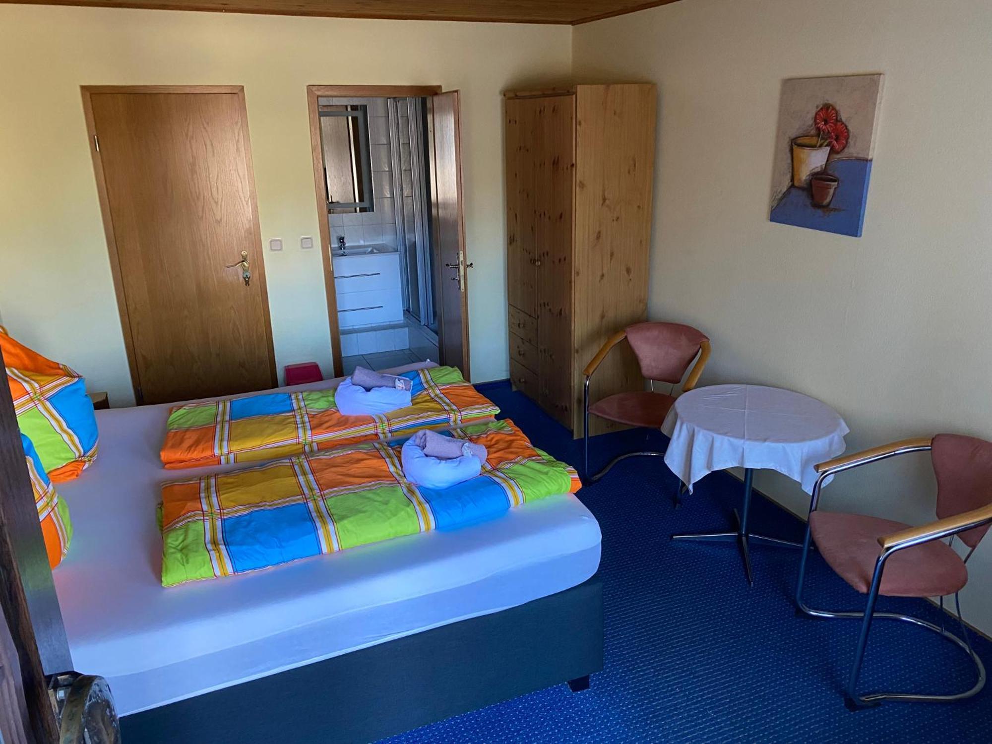 Motel Zur Festwiese Gierstädt Buitenkant foto